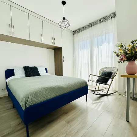 Rozana Free Parking Apartment