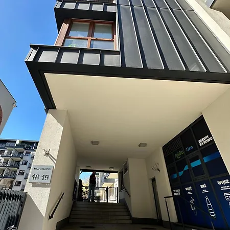 Rozana Free Parking *