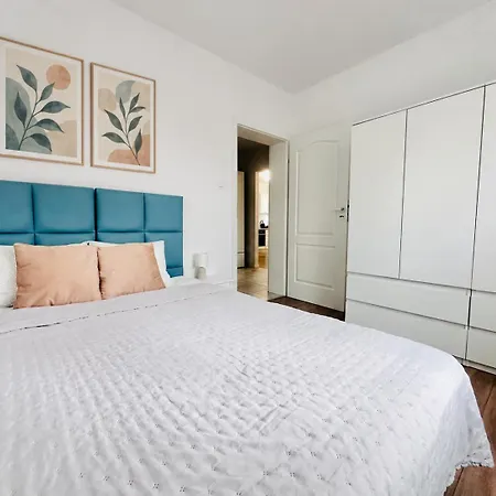 Rozana Parking Apartment Posen